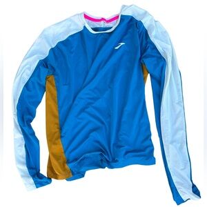 Activewear, Brooks long sleeve running top, women’s size small, blue multicolor